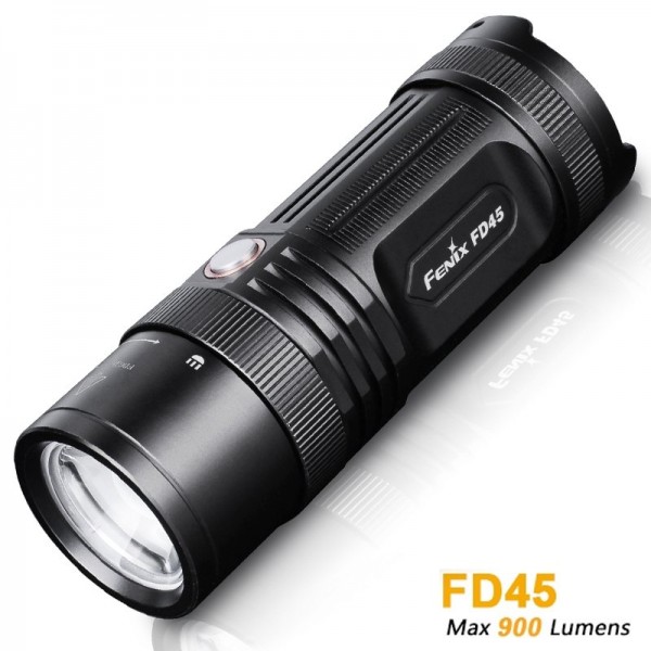 Fenix FD45 Cree XP-L HI neutraal witte LED-zaklamp, 900 lumen, met focus