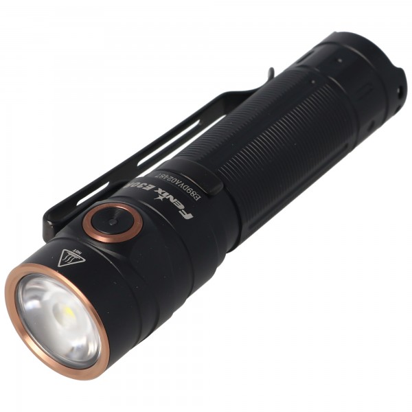 Fenix E30R LED-zaklamp met maximaal 1600 lumen, inclusief 3500mAh-batterij en magnetische oplaadkabel